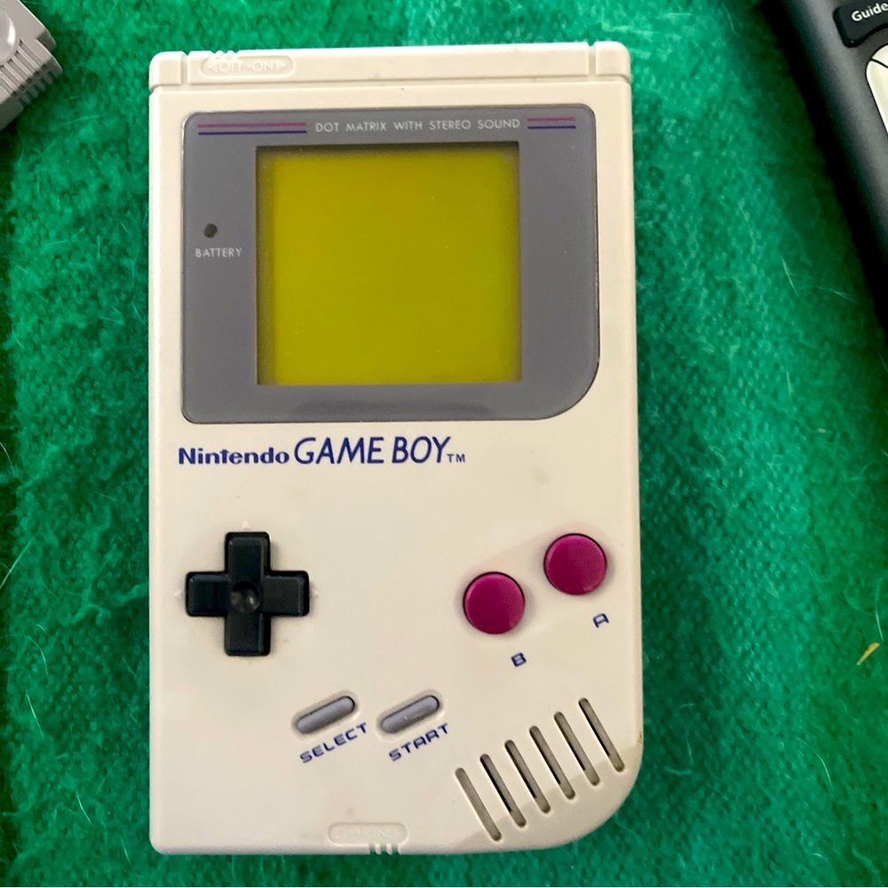 Working ORIGINAL GAMEBOY!! With Tennis game